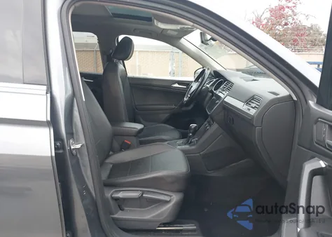 2018 Volkswagen Tiguan 2.0T Se/2.0T Sel from USA, damaged, VIN 3VV3B7AX5JM107203